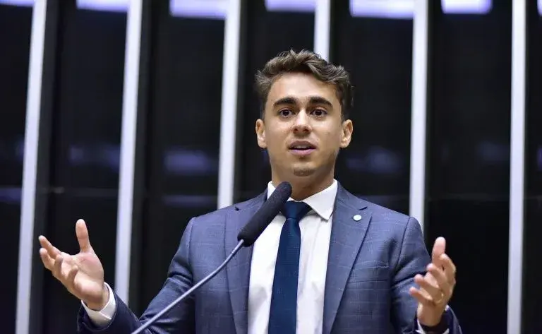 RECORDE: Nikolas Ferreira é o deputado federal mais votado da história do Brasil
